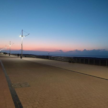 Zilverzand Aan Zee - Frontaal Zeezicht Koksijde Εξωτερικό φωτογραφία